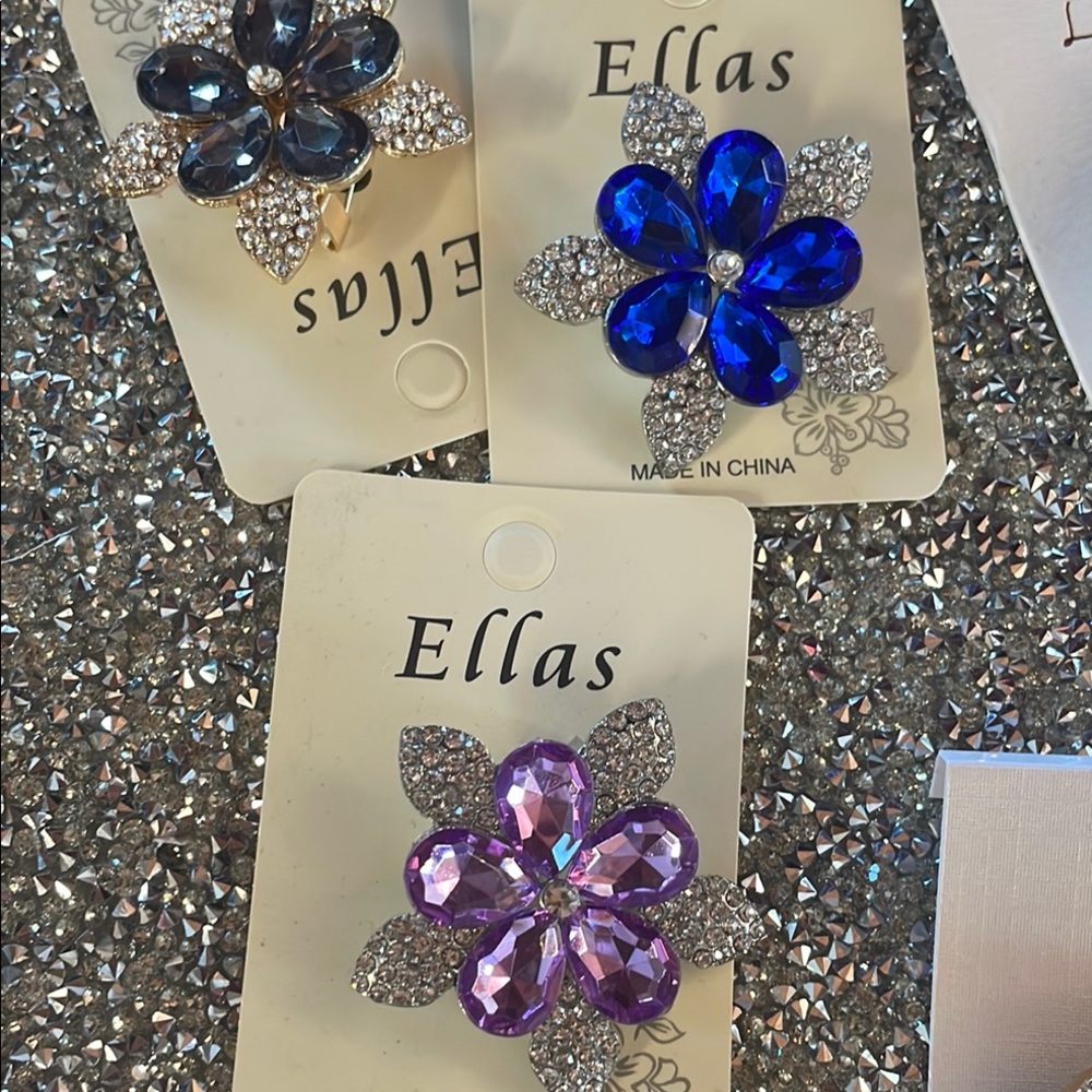 Ella Gem Flower Brooch‎